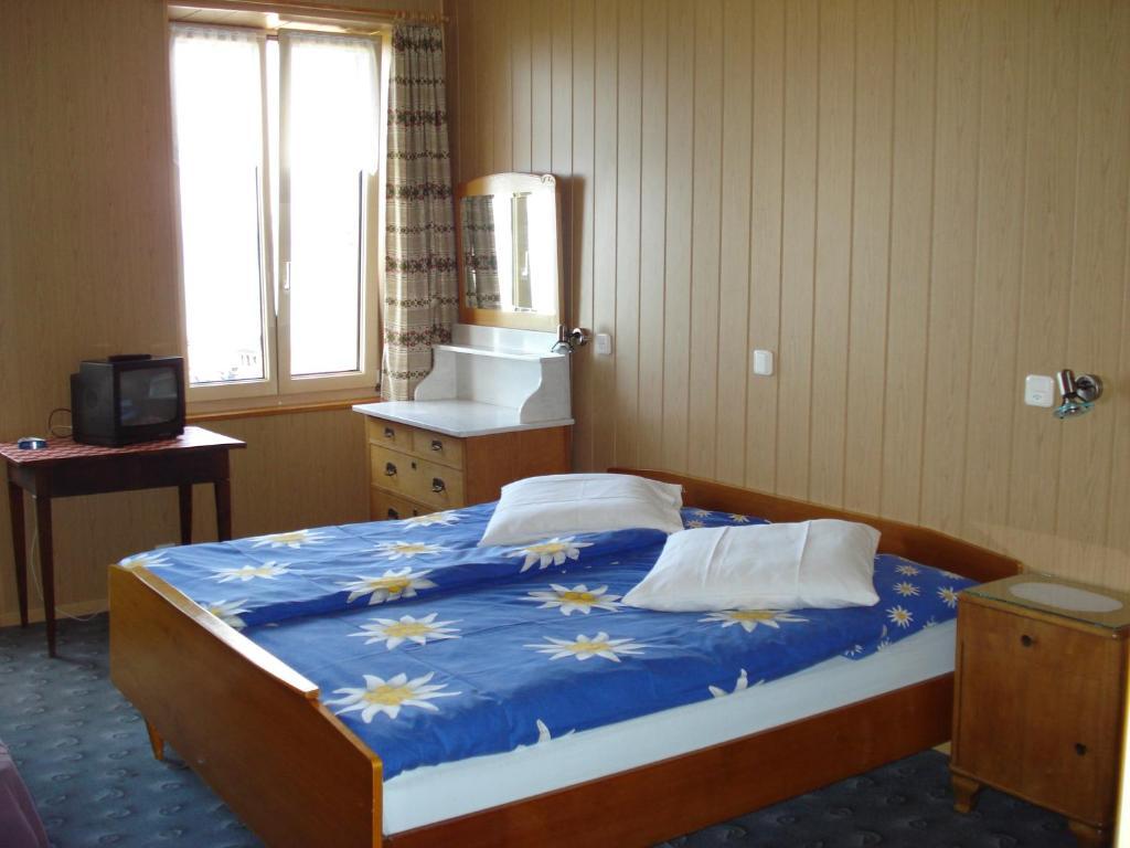 Les Tilleuls Hotel Gorgier Room photo
