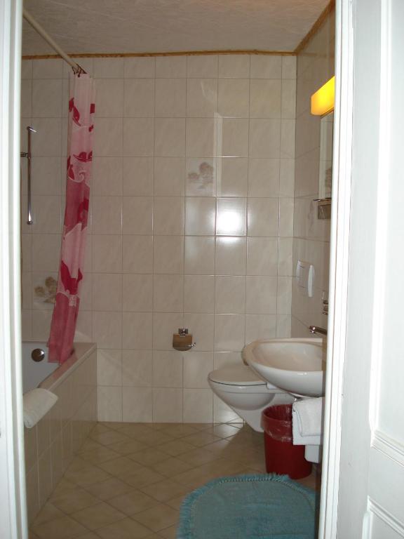 Les Tilleuls Hotel Gorgier Room photo