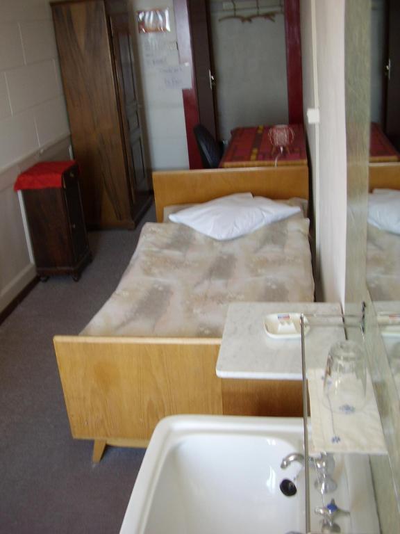 Les Tilleuls Hotel Gorgier Room photo